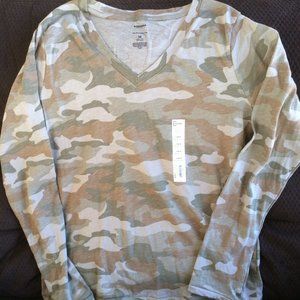 Sonoma Long sleeve Camo Everyday Tee Size M